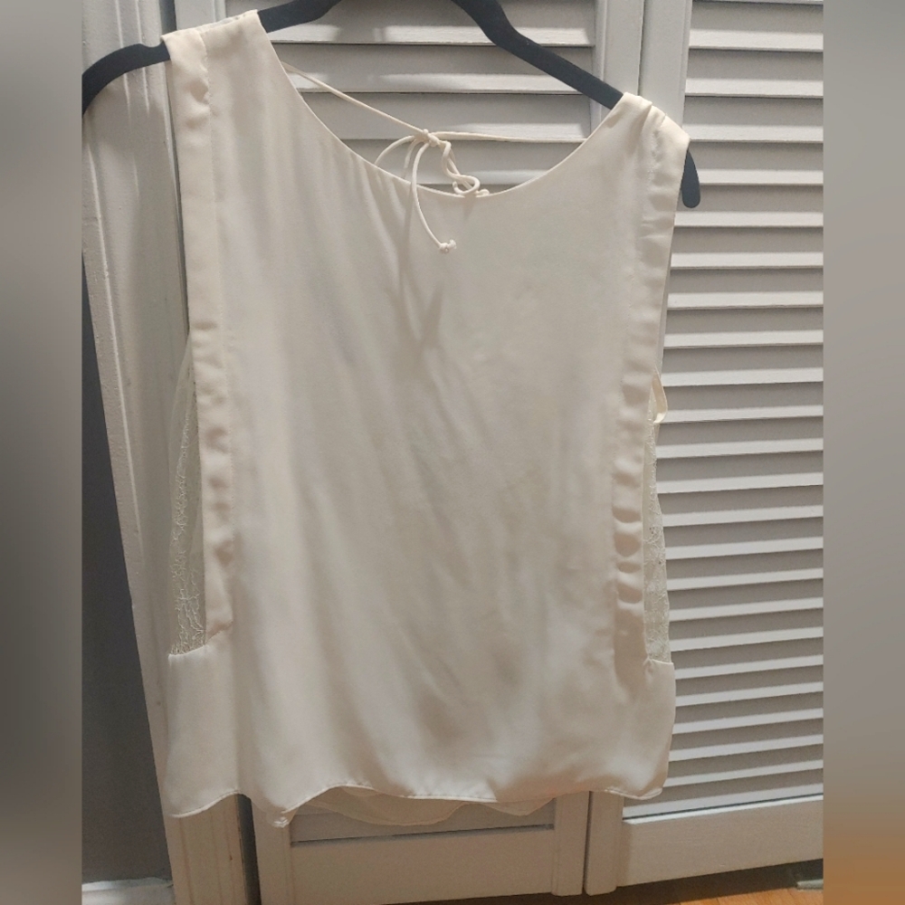 Zara lace inset sleeveless blouse with criss cross v-back / Medium / ivory